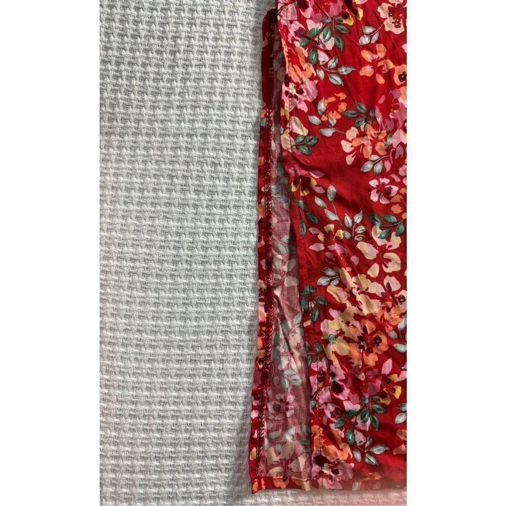 CHANCES R 1X RED FLORAL Women's Skirt - Picture 7 of 9